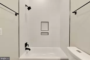 1310 Park Rd NW, Washington, DC 20010 - Photo 13