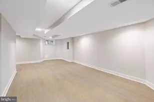 1213 Otis Pl NW, Washington, DC 20010 - Photo 33