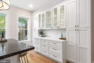 1213 Otis Pl NW, Washington, DC 20010 - Photo 13