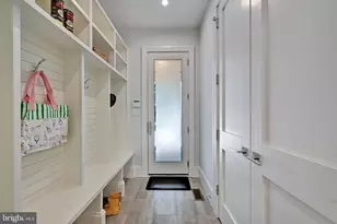 6517 Barnaby St NW, Washington, DC 20015 - Photo 31