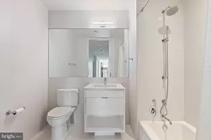 1111 24th Street NW, Washington, DC 20037 - Photo 25