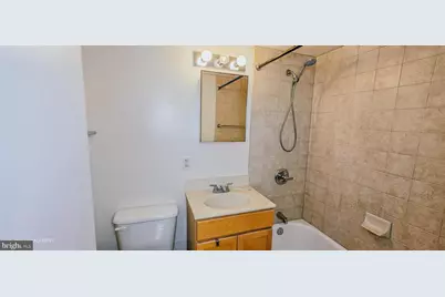 800 4th Street SW #S402, Washington, DC 20024 - Photo 17