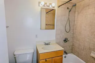 800 4th St SW, Washington, DC 20024 - Photo 17