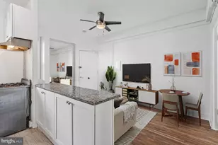 1705 P St NW, Washington, DC 20036 - Photo 3