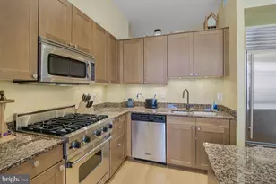 2425 L Street NW, Washington, DC 20037 - Photo 9