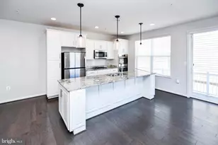 608 1/2 Parkside Pl NE, Washington, DC 20019 - Photo 9