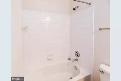 608 1/2 Parkside Place NE, Washington, DC 20019 - Photo 15