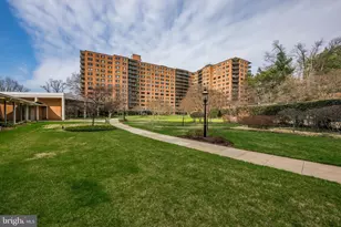 4201 Cathedral Ave NW, Washington, DC 20016 - Photo 21