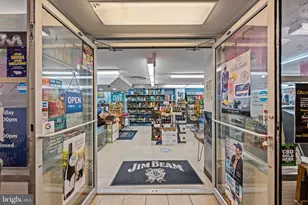 4201 Cathedral Ave NW, Washington, DC 20016 - Photo 17