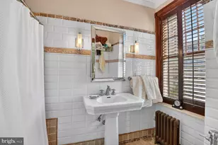 1901 Wyoming Ave NW, Washington, DC 20009 - Photo 15