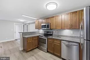 1451 Harvard St NW, Washington, DC 20009 - Photo 5