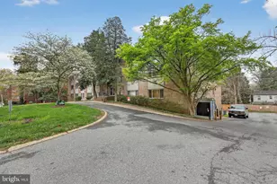 4570 MacArthur Blvd NW, Washington, DC 20007 - Photo 17