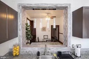 1122 Columbia Rd NW, Washington, DC 20009 - Photo 7