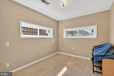 260 45th Street NE, Washington, DC 20019 - Photo 17