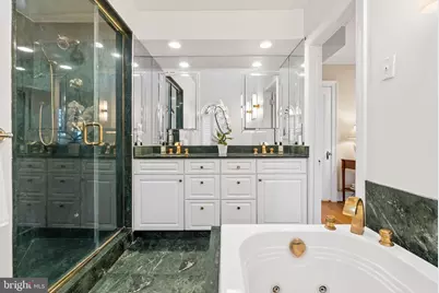 4545 Klingle Street NW, Washington, DC 20016 - Photo 13