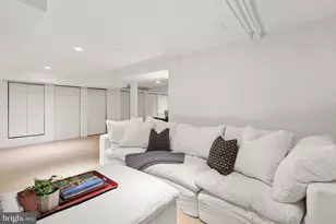 4545 Klingle St NW, Washington, DC 20016 - Photo 21