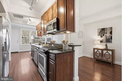 719 Irving Street NW, Washington, DC 20010 - Photo 7