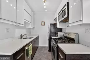 2325 42nd St NW, Washington, DC 20007 - Photo 3