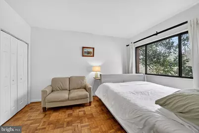 2325 42nd Street NW #104, Washington, DC 20007 - Photo 11