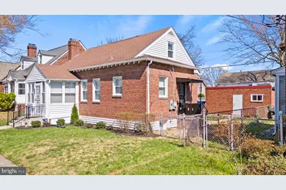 2108 31st Place SE, Washington, DC 20020 - Photo 3