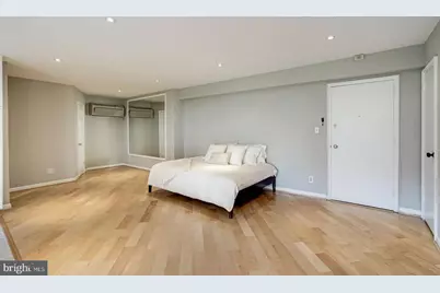 2500 Q Street NW #130, Washington, DC 20007 - Photo 3