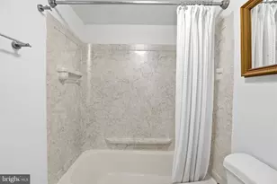 1260 21st St NW, Washington, DC 20036 - Photo 15