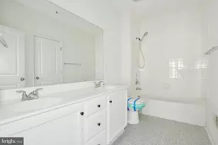 538 Regent Pl NE, Washington, DC 20017 - Photo 17