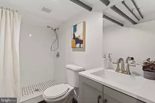 1381 North Carolina Ave NE, Washington, DC 20002 - Photo 31