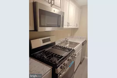 514 11th Street SE #B, Washington, DC 20003 - Photo 7