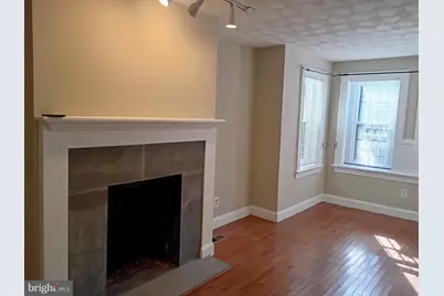 514 11th Street SE #B, Washington, DC 20003 - Photo 3