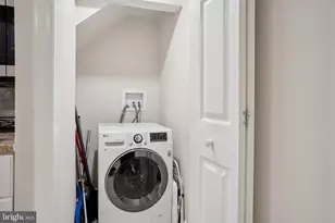 1029 G St NE, Washington, DC 20002 - Photo 7