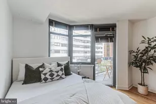 1117 10th St NW, Washington, DC 20001 - Photo 5