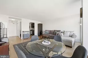 1101 3rd St SW, Washington, DC 20024 - Photo 5