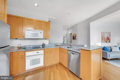 4750 41st Street NW #310, Washington, DC 20016 - Photo 13