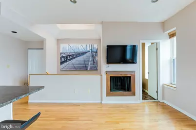 2300 18th Street NW #301, Washington, DC 20009 - Photo 7