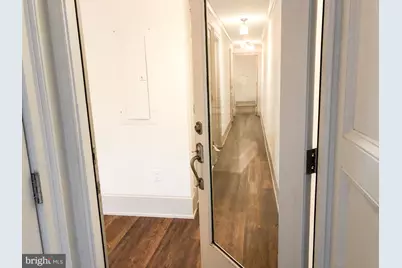 1302 E Capitol Street NE #B, Washington, DC 20003 - Photo 3