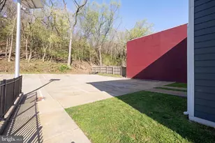 2210 Hunter Pl SE, Washington, DC 20020 - Photo 21