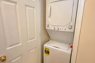 318 11th St SE, Washington, DC 20003 - Photo 13