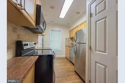 318 11th Street SE, Washington, DC 20003 - Photo 7