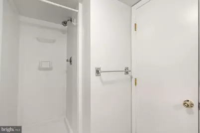 1807 37th Street NW, Washington, DC 20007 - Photo 19