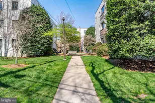 3827 Davis Pl NW, Washington, DC 20007 - Photo 27