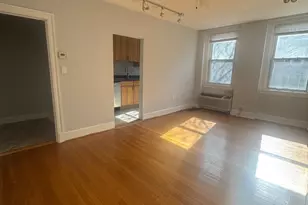 2801 Adams Mill Rd NW, Washington, DC 20009 - Photo 3