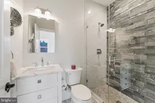 648 F St NE, Washington, DC 20002 - Photo 23