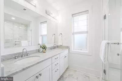 415 Varnum Street NW #2, Washington, DC 20011 - Photo 13