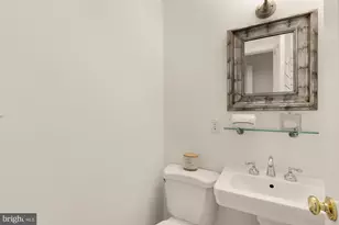 1704 16th St NW, Washington, DC 20009 - Photo 31