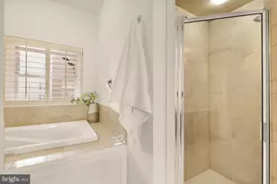 1704 16th St NW, Washington, DC 20009 - Photo 25