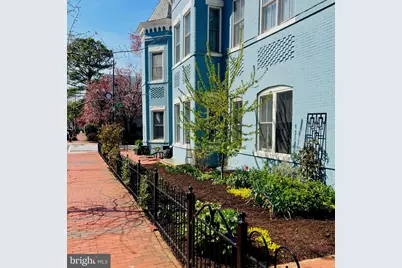 301 7th Street NE, Washington, DC 20002 - Photo 3