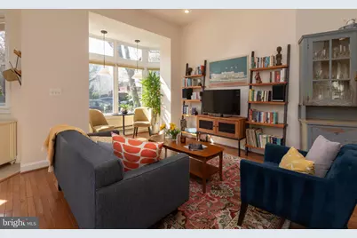 301 7th Street NE, Washington, DC 20002 - Photo 19