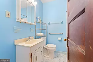 1734 A St SE, Washington, DC 20003 - Photo 21