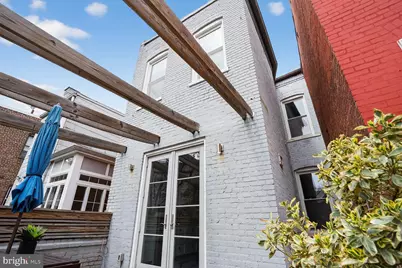 1243 E Street SE, Washington, DC 20003 - Photo 25